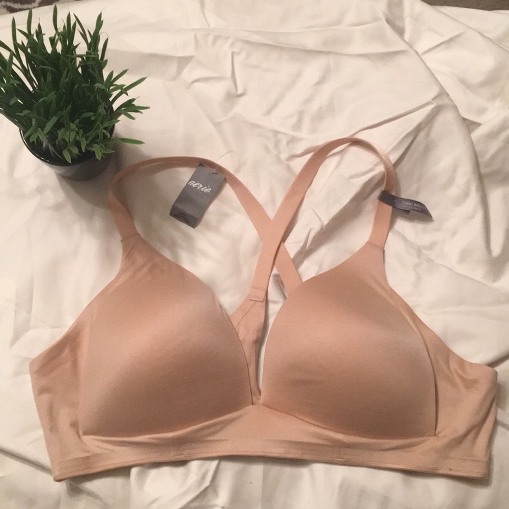 Aerie 36B wireless razor back nude bra
